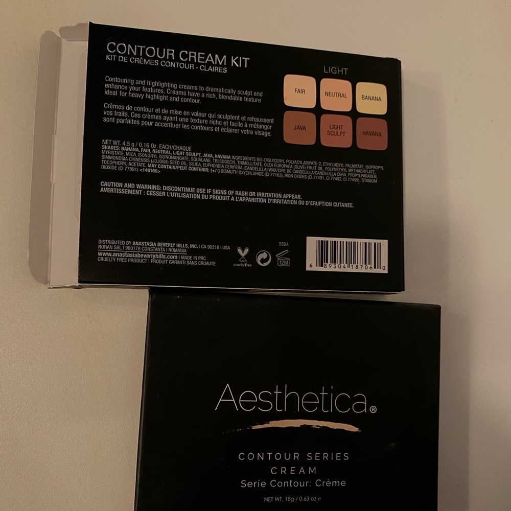 Makeup / Contour - Picture 2 of 3